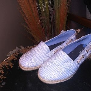 Nautica womens boat style shoe